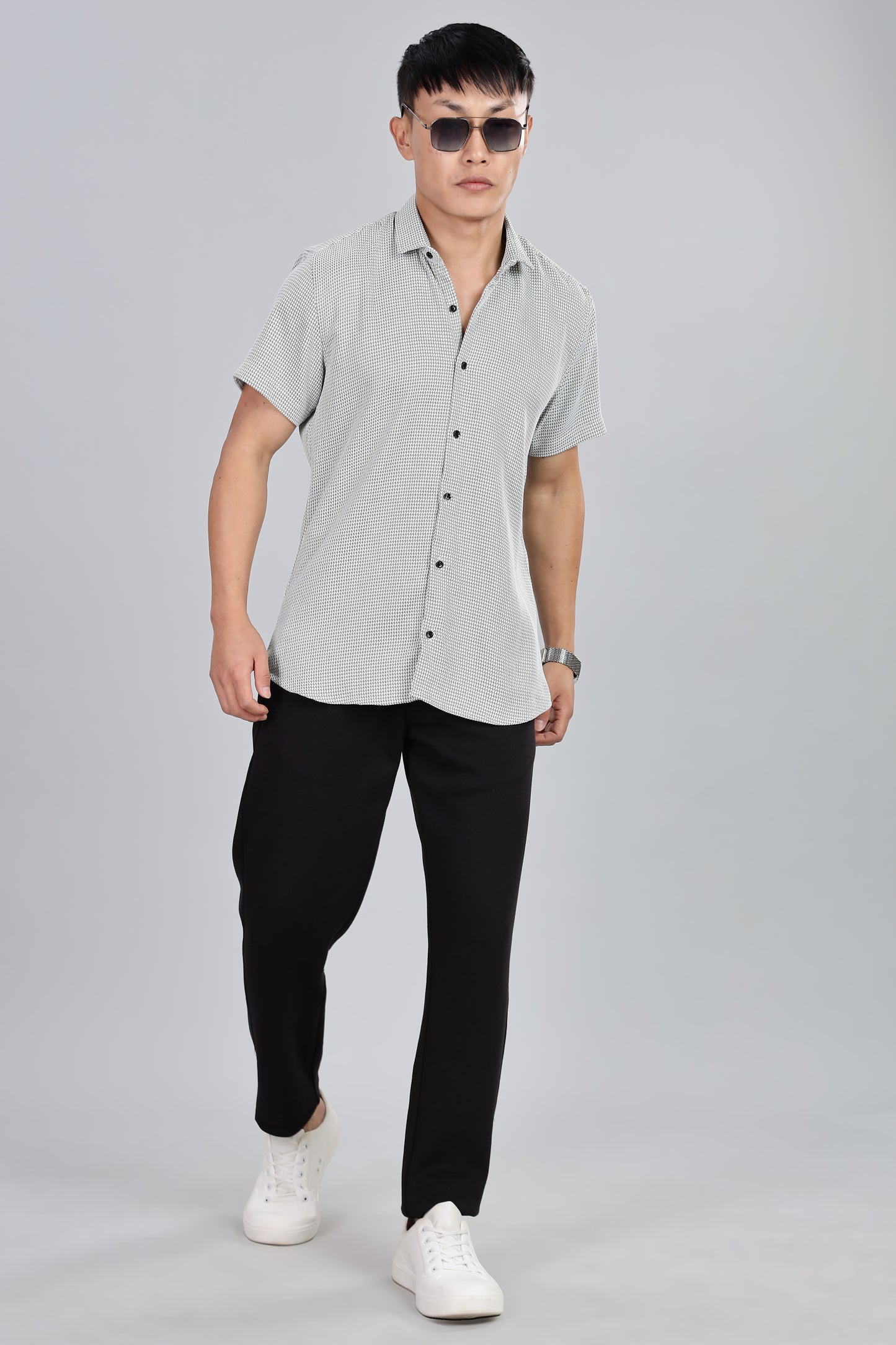 Men’s Short Sleeve Casual Shirt(Olive Green) – Premium Cotton Blend | Lightweight & Breathable