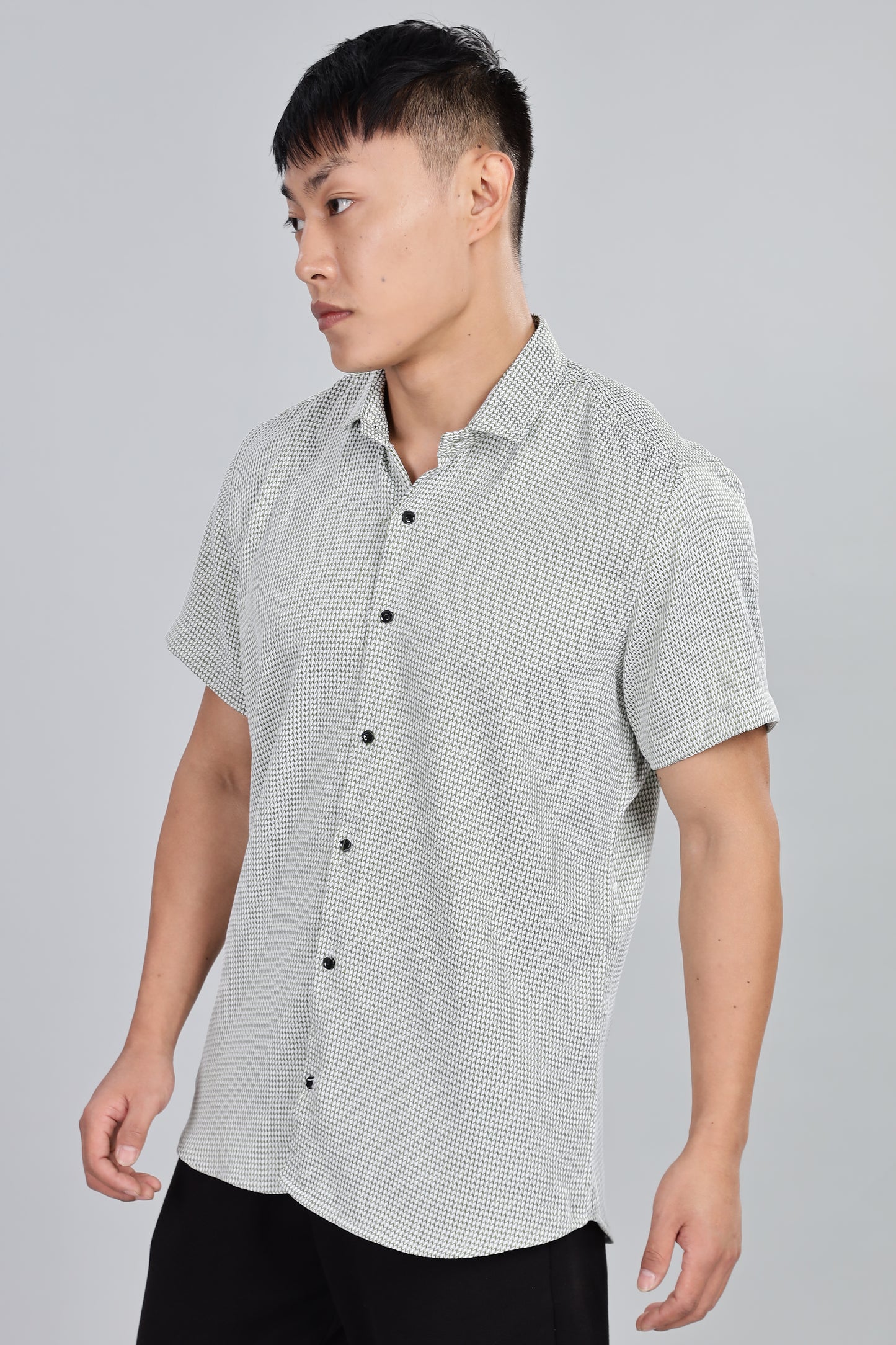 Men’s Short Sleeve Casual Shirt(Olive Green) – Premium Cotton Blend | Lightweight & Breathable