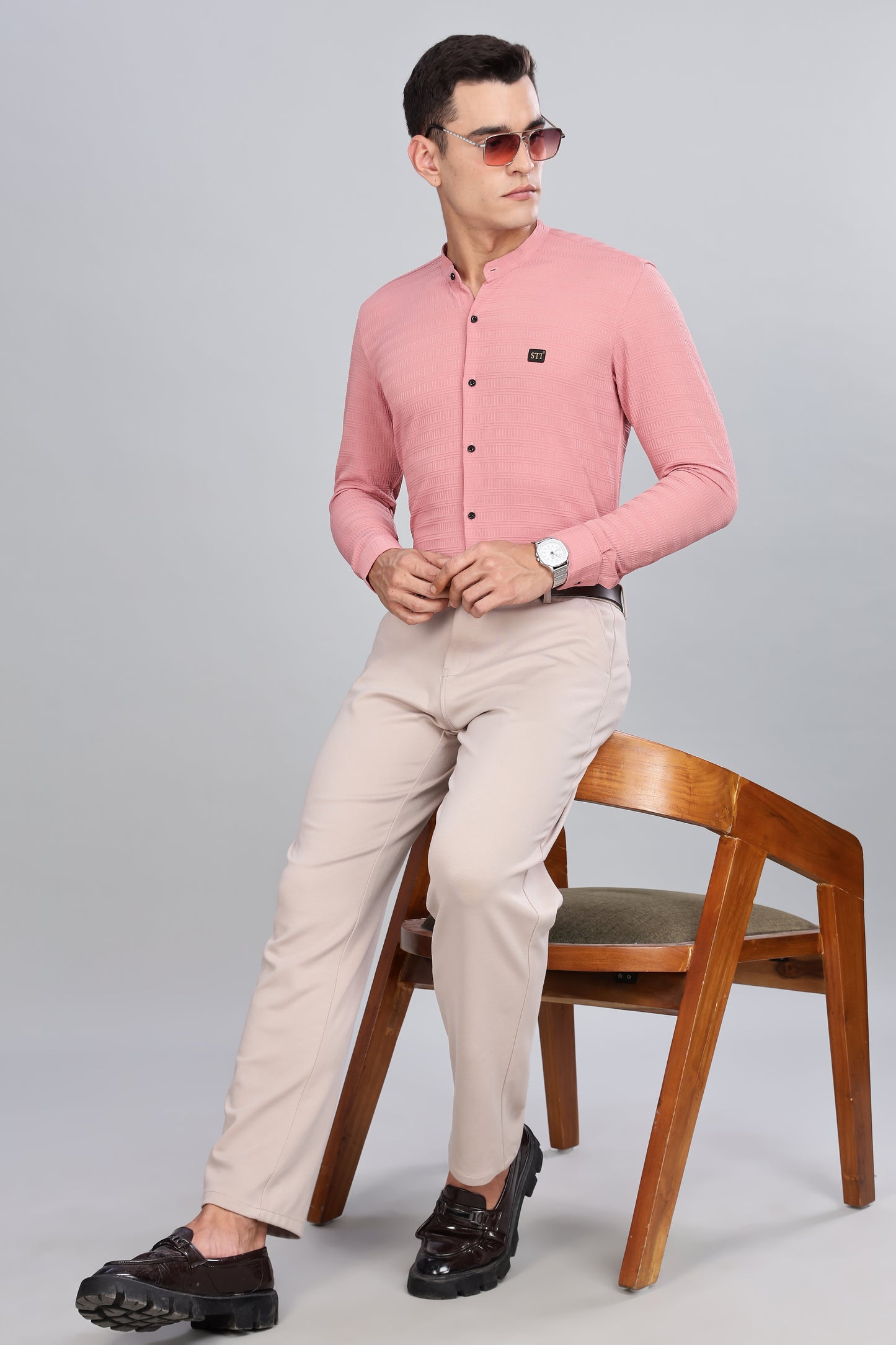 Pink Smart-Fit Spandex Shirt – Flexible & Long-Lasting