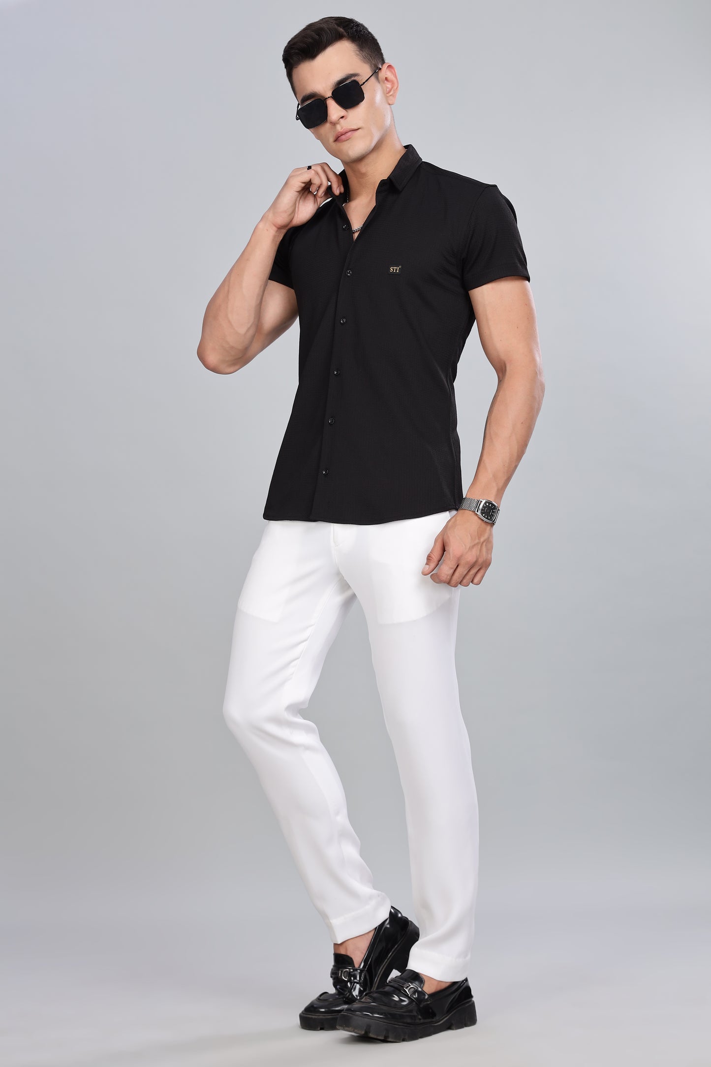 Black Premium Cotton Blend Casual Shirt – Soft & Breathable Fabric