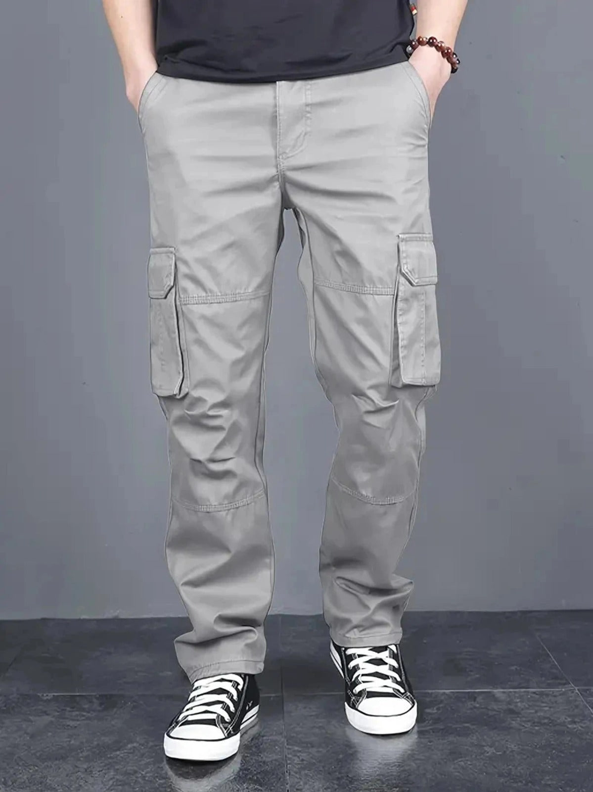Men Cotton Classic Mid-Rise Loose Fit Cargos Trousers