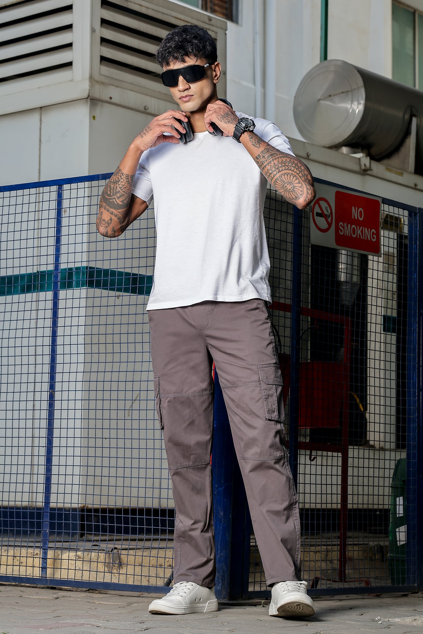 Dark Grey Solid Cargo Pants Fabric – Comfortable and Durable for Everyday Wear