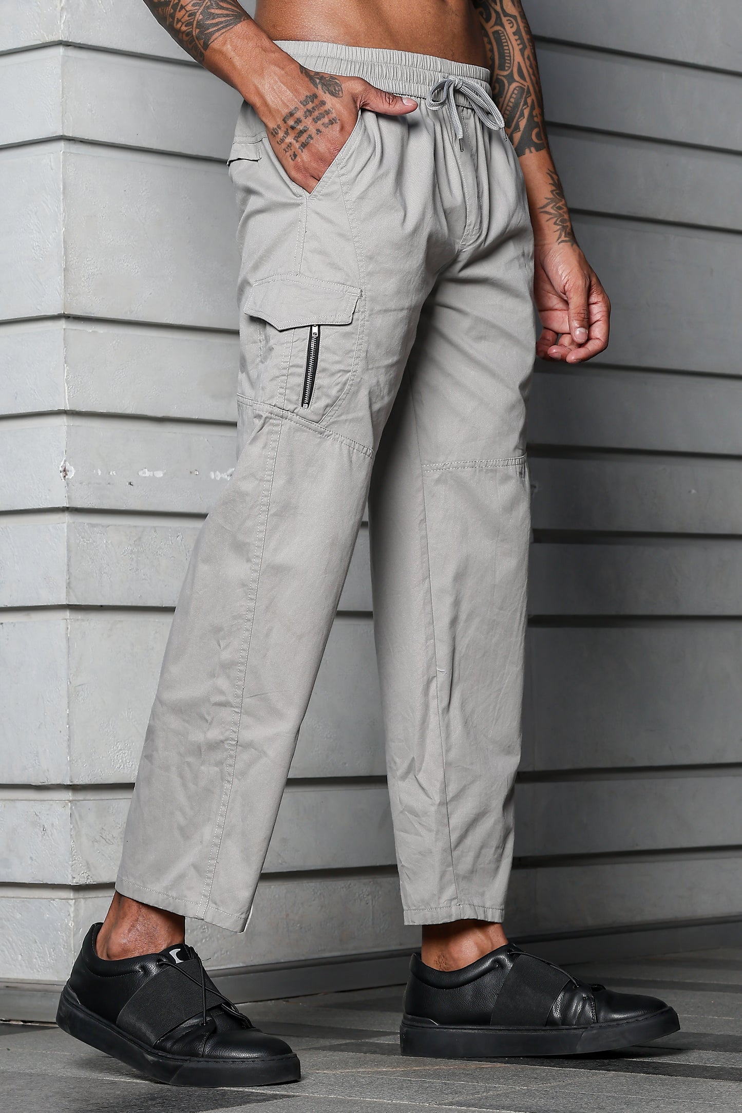 Men’s Heavy-Duty Cotton Cargo Pants(Light-Grey) – Rugged Style, All-Day Comfort