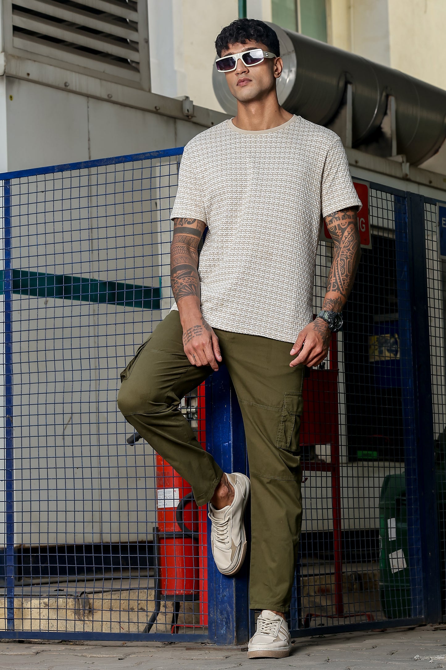 Green Solid Cargo Pants Fabric – Comfortable and Durable for Everyday Wear