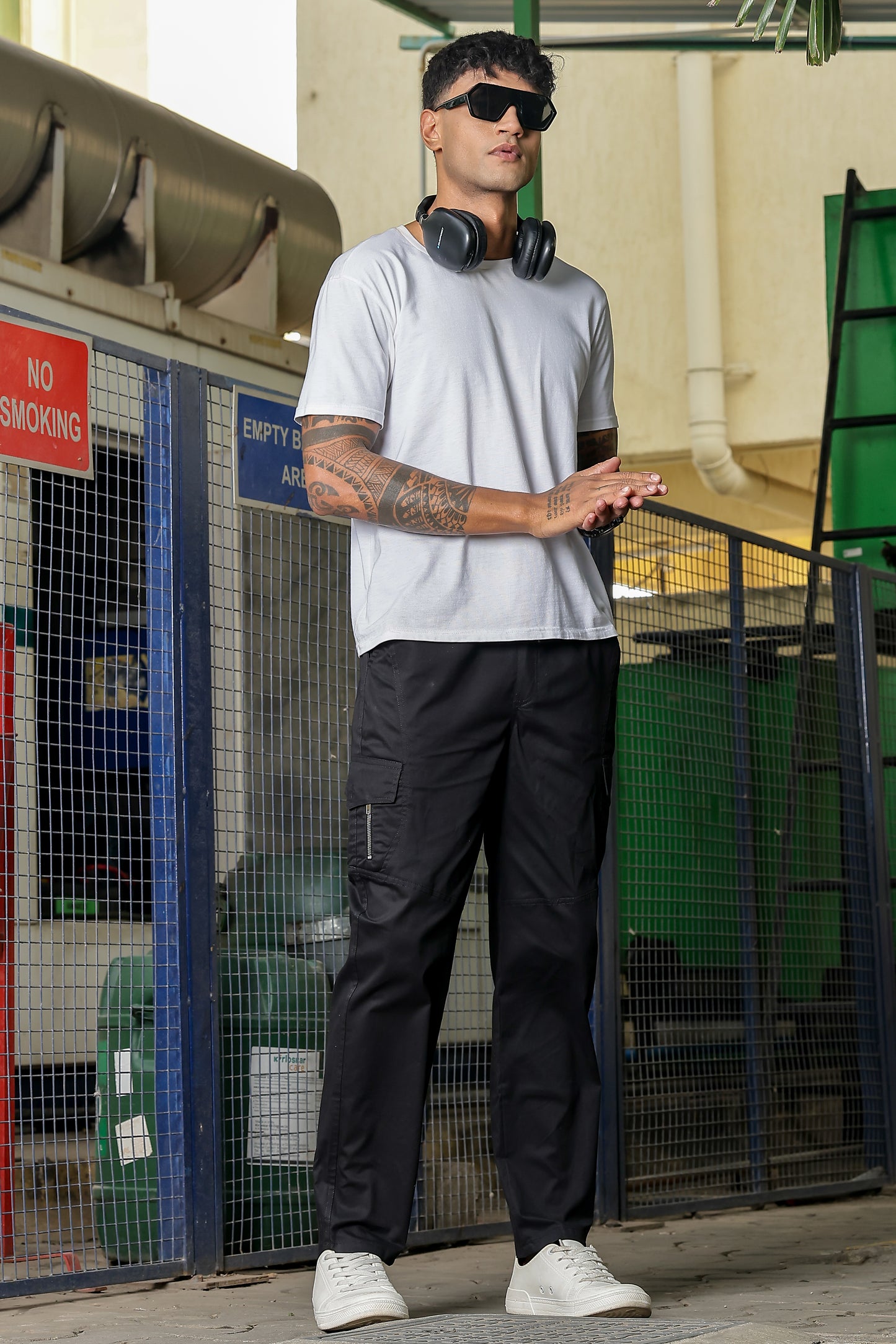 Men’s Heavy-Duty Cotton Cargo Pants(BLACK) – Rugged Style, All-Day Comfort