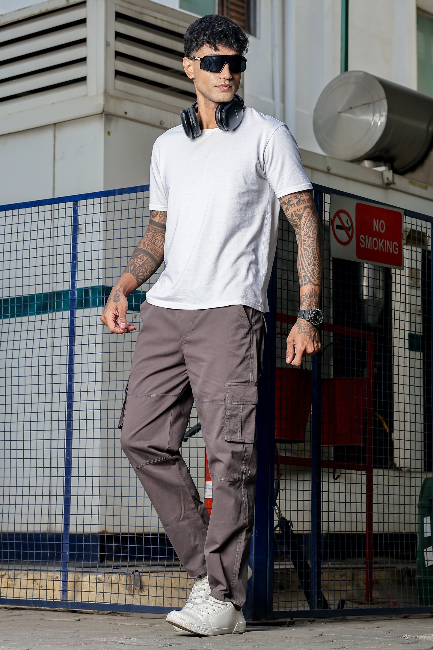 Dark Grey Solid Cargo Pants Fabric – Comfortable and Durable for Everyday Wear