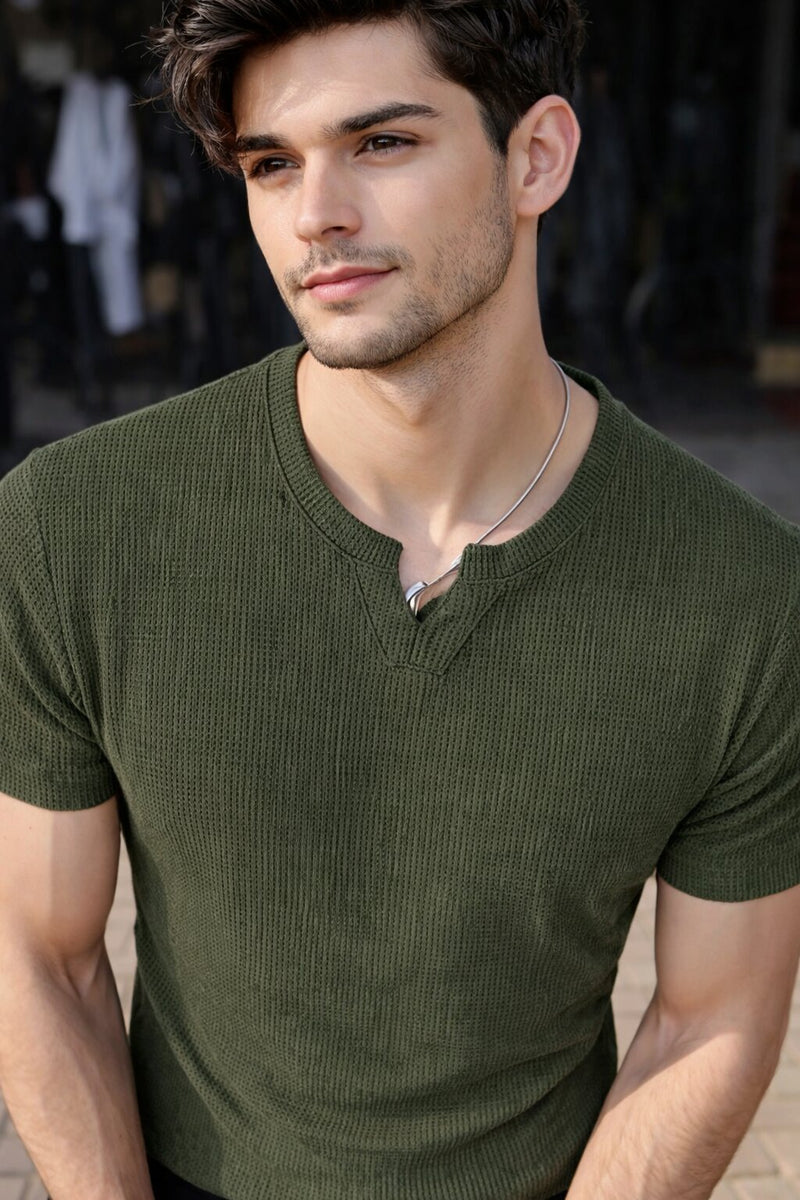 Men Solid V Neck Polyester T-Shirt