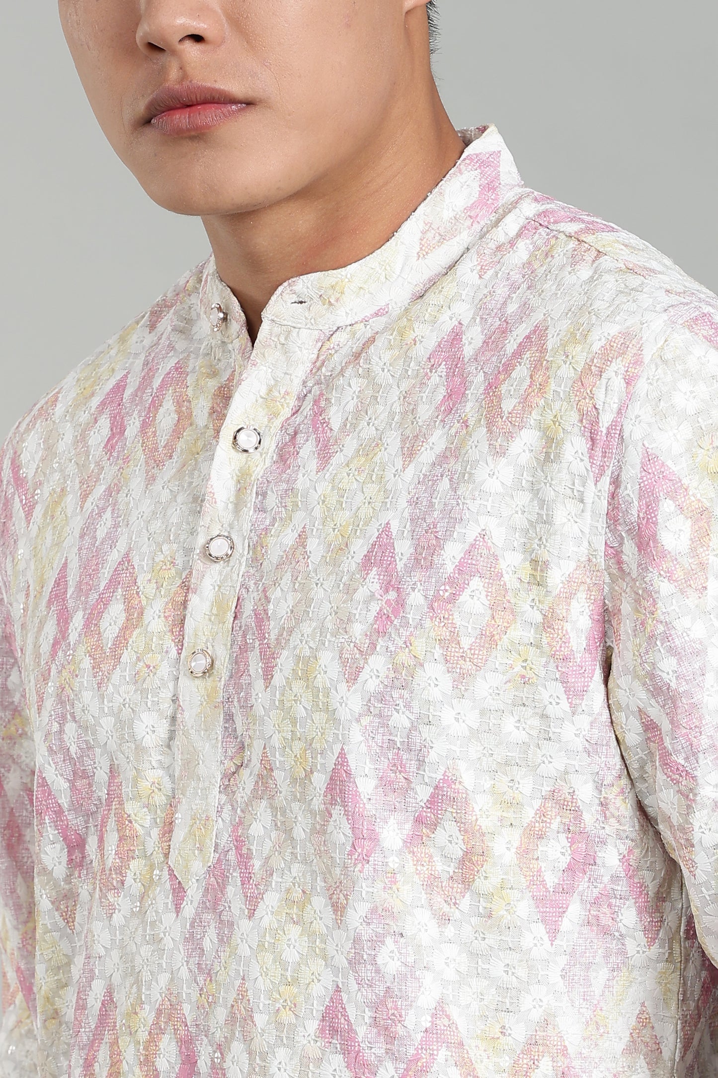 Men’s Light Pink Geometric Printed Textured Kurta