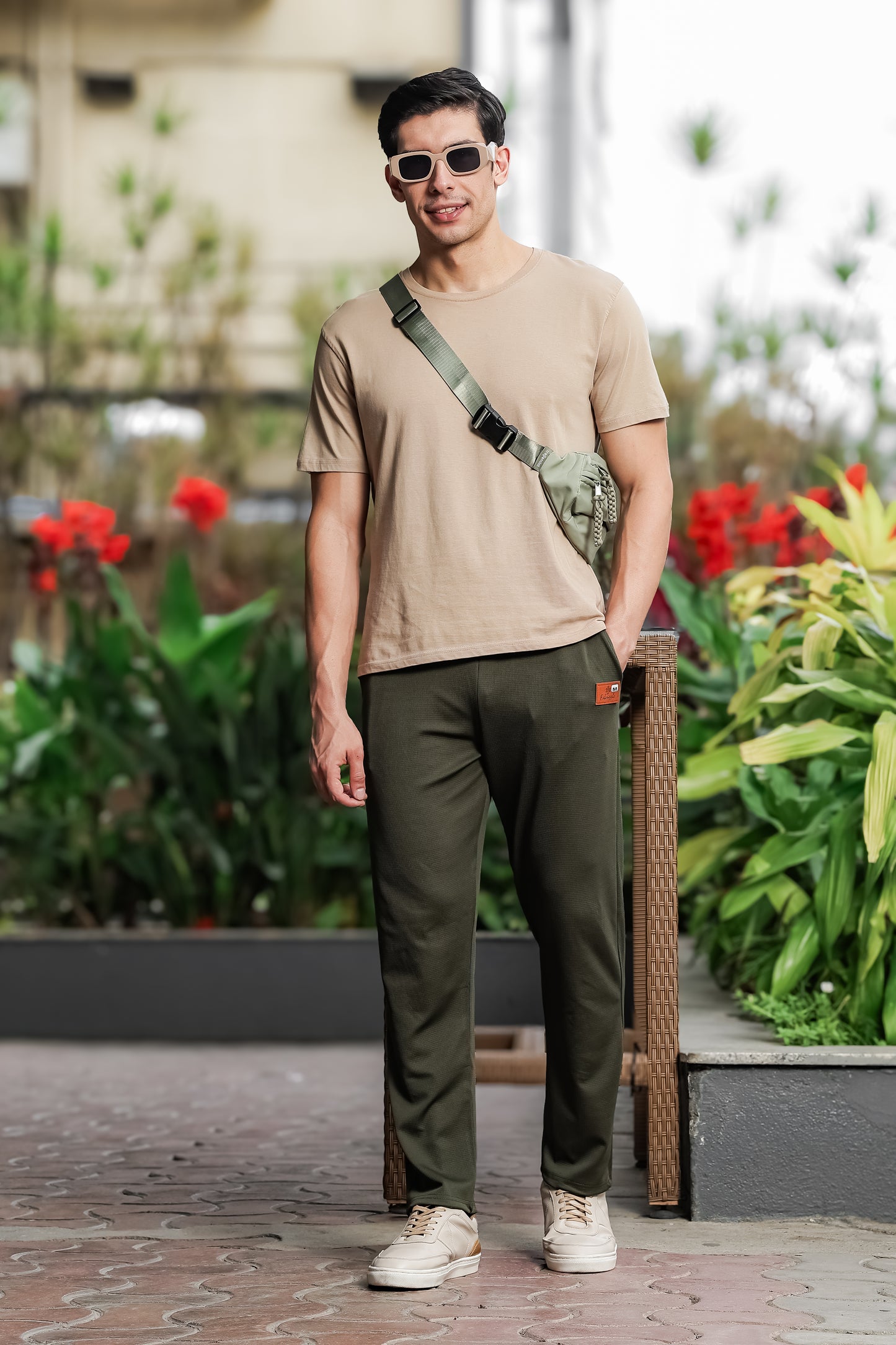Men's Black Textured Track Pants – Straight Fit
