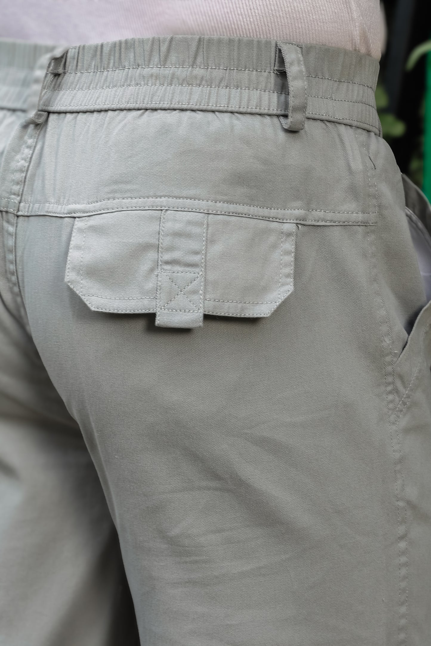 Men's Light Grey Casual Trousers – Relaxed Straight Fit Pants