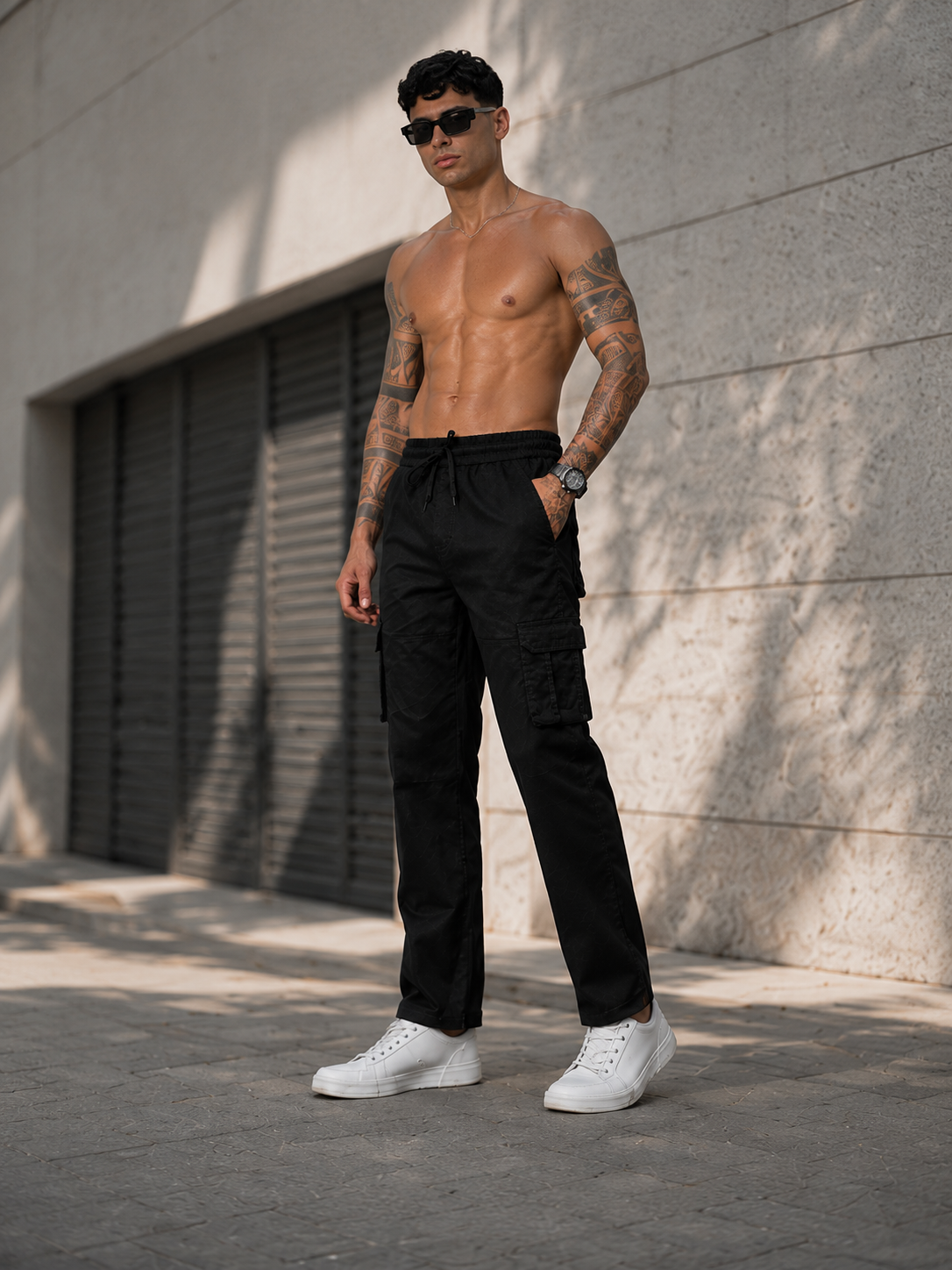 Men’s Black Cargo Pants with Utility Pockets