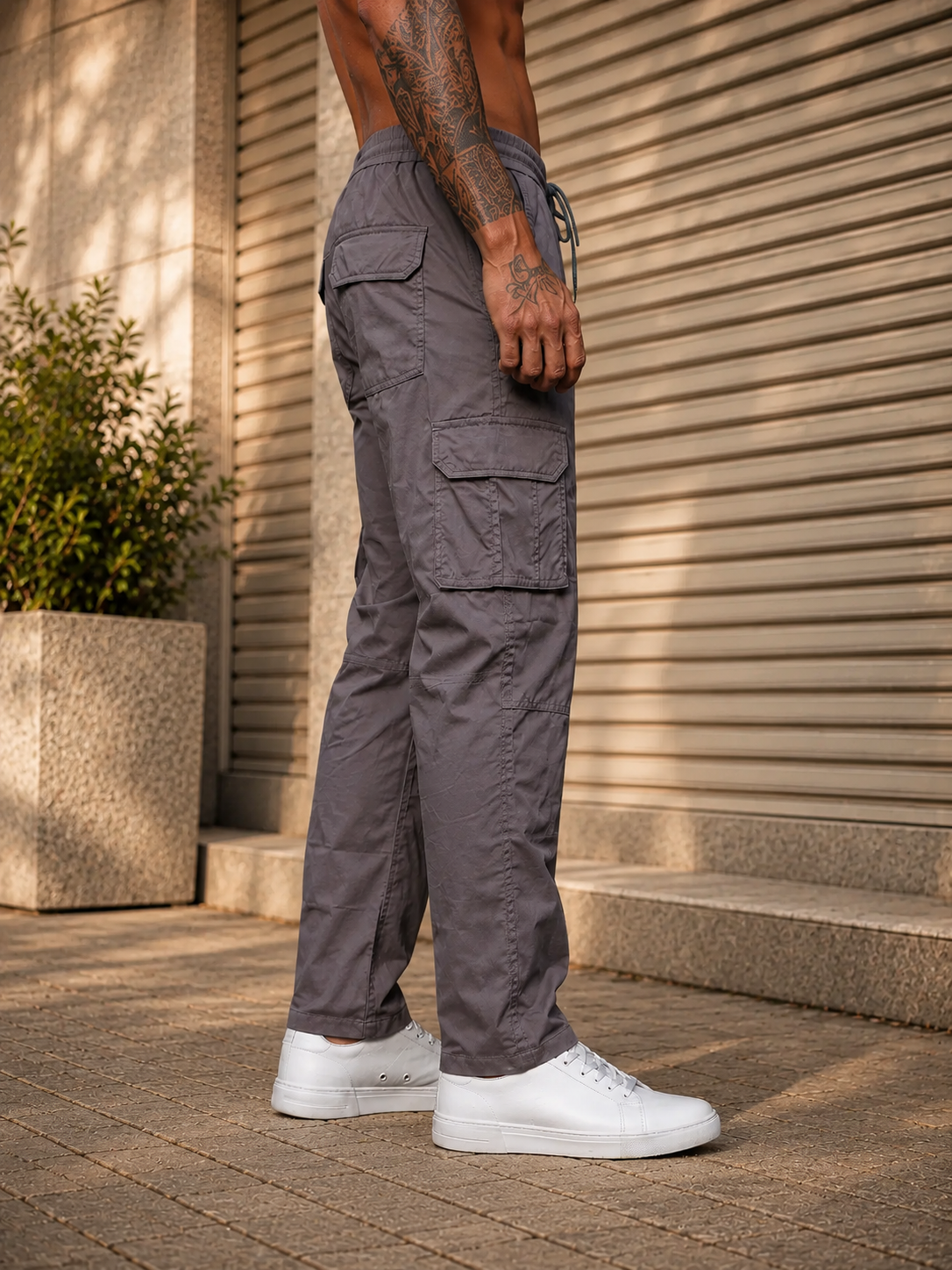 Men’s Dark Grey Utility Cargo Pants – Relaxed Streetwear Fit
