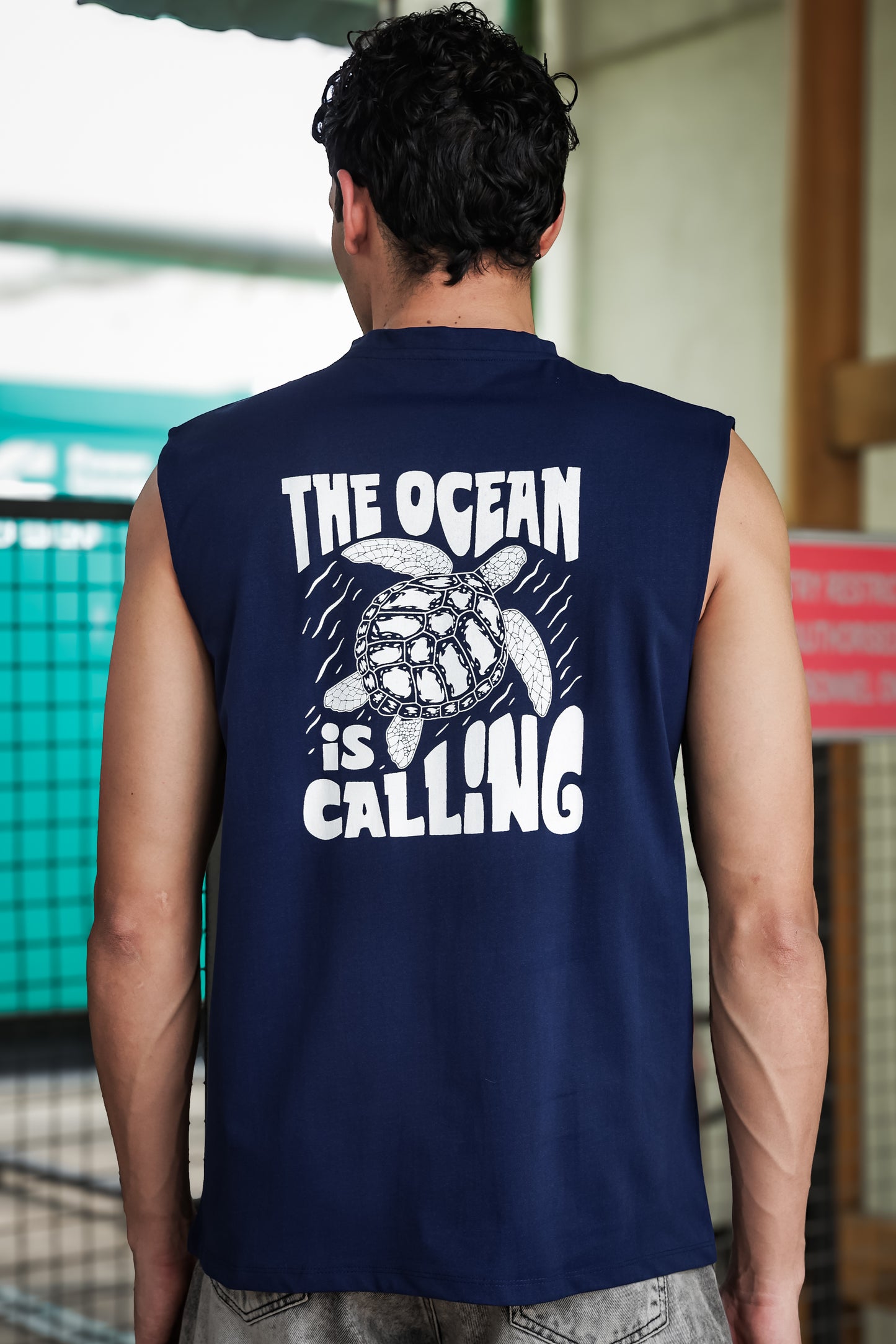 Men's Navy Blue Sleeveless Turtle Graphic T-Shirt