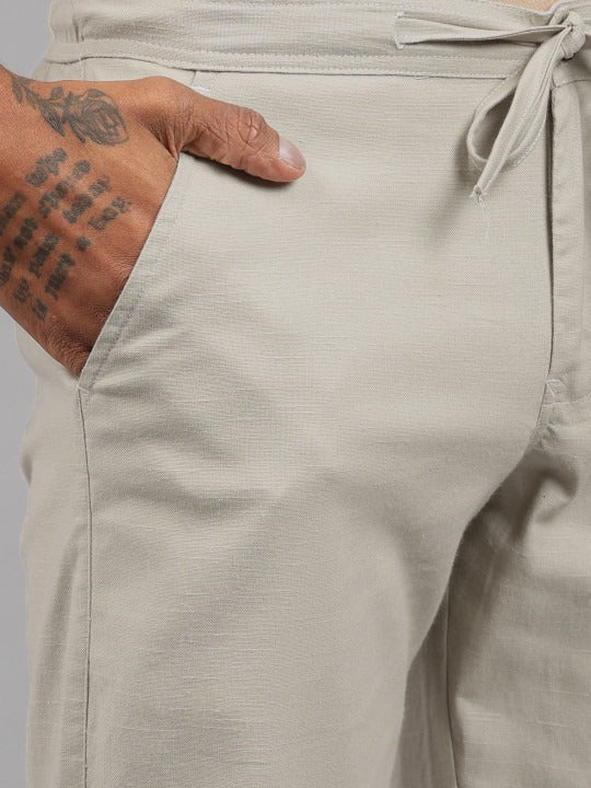 Men’s Cream Relaxed Fit Drawstring Trousers